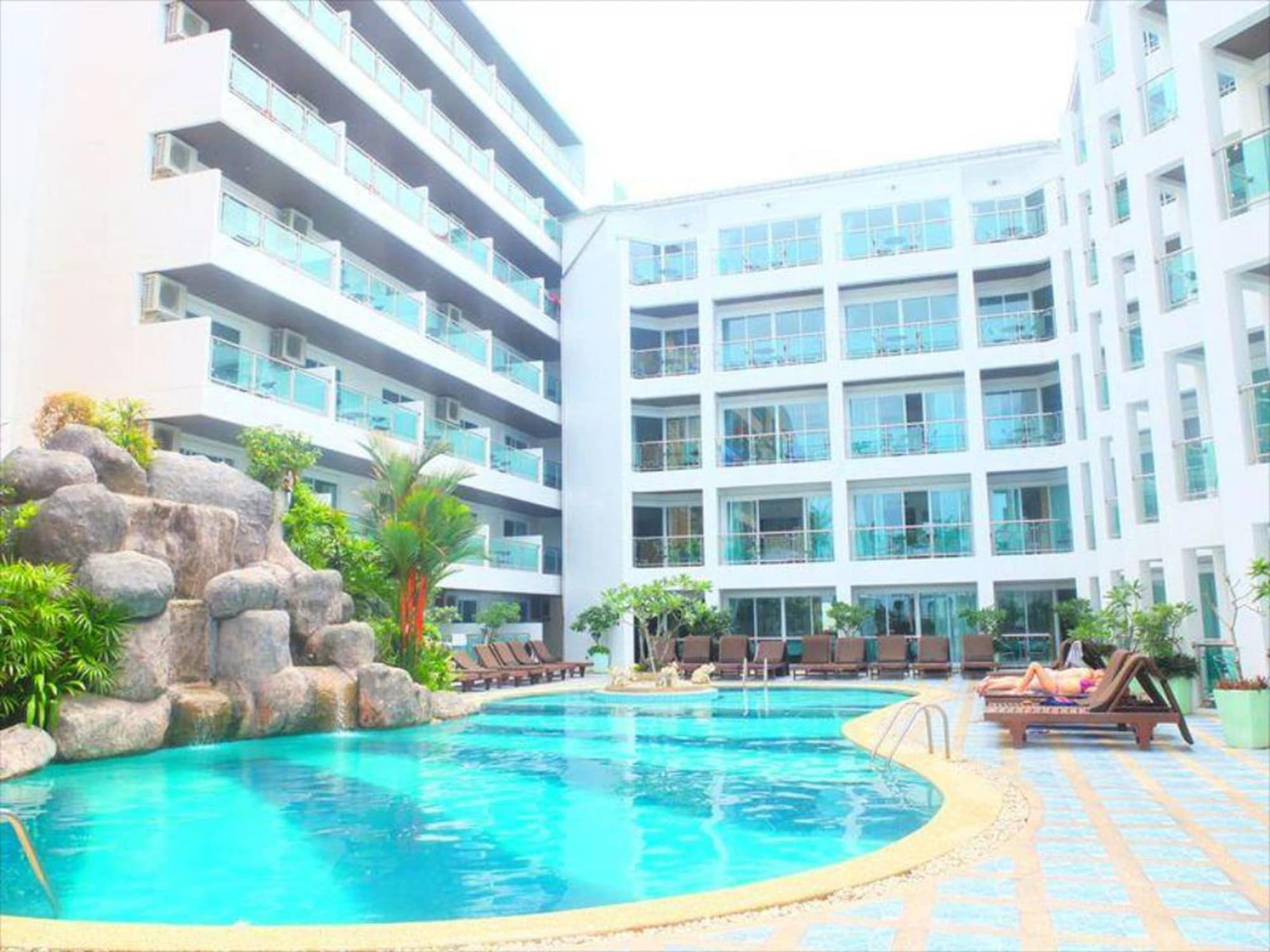 Dragon Beach Resort Jomtien Pattaya Zewnętrze zdjęcie